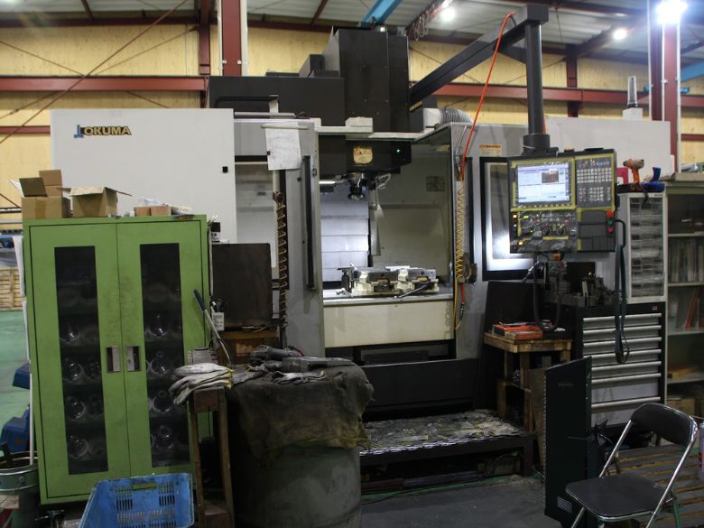 立型マシニングセンター