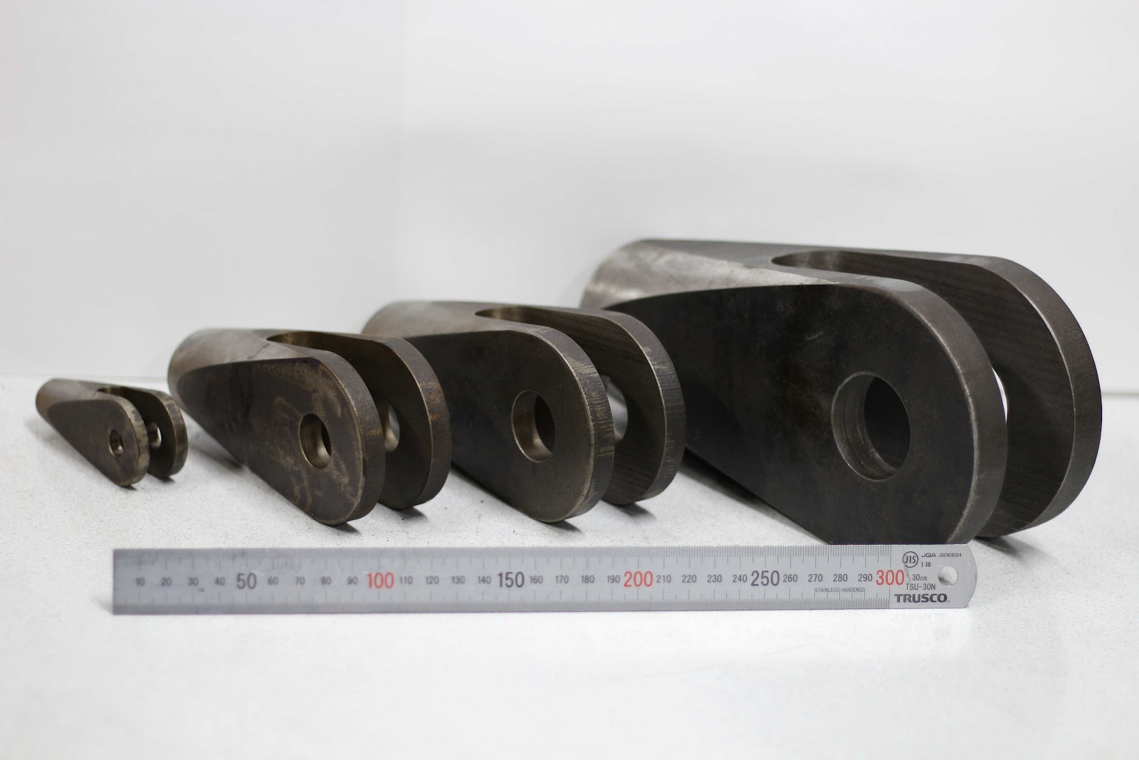 紀陽工作所の建築・土木基礎関連部品事業の製作物:ロッドエンド